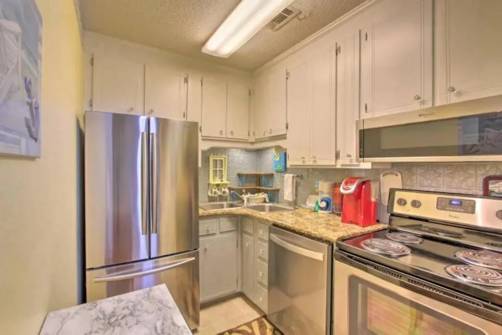 Cheerful 1-Bedroom Townhouse With Spacious Loft Panama City Beach Prázdninový dům