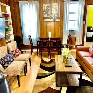 https://3-bedrooms-2-stops-to-manhattan.us-newyorkcity.com