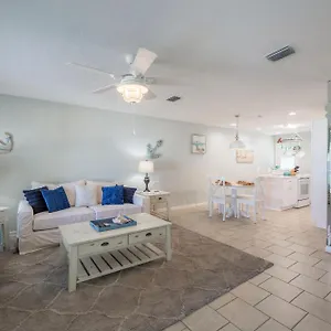 Pcb Pearl West Ii Apartment