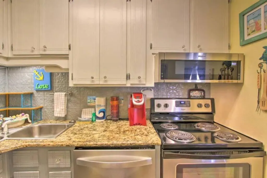 Cheerful 1-Bedroom Townhouse With Spacious Loft Panama City Beach 0*,