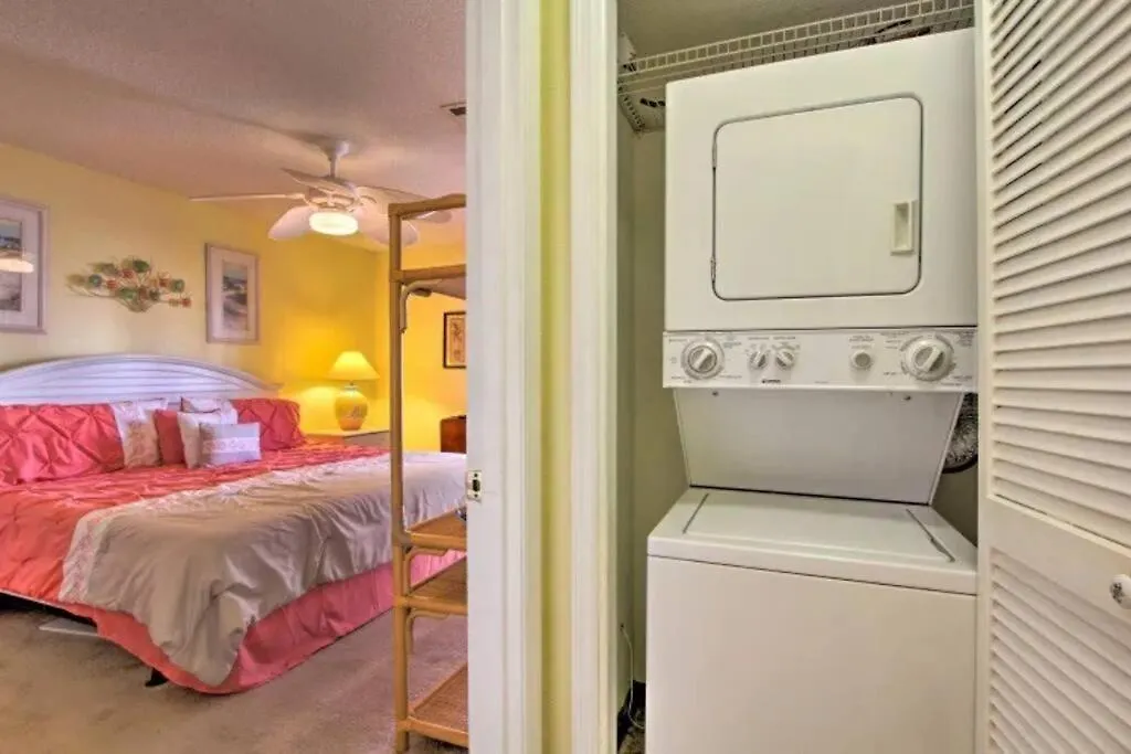 Cheerful 1-Bedroom Townhouse With Spacious Loft Panama City Beach United States